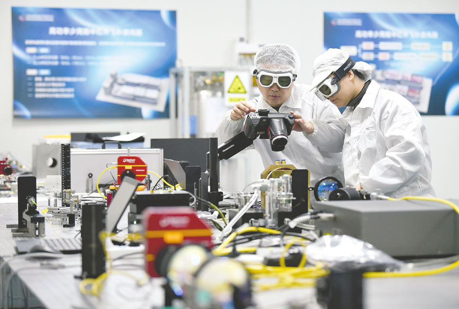 世华科技回复问询：拟定增募资6亿元扩产光学材料具有合理性